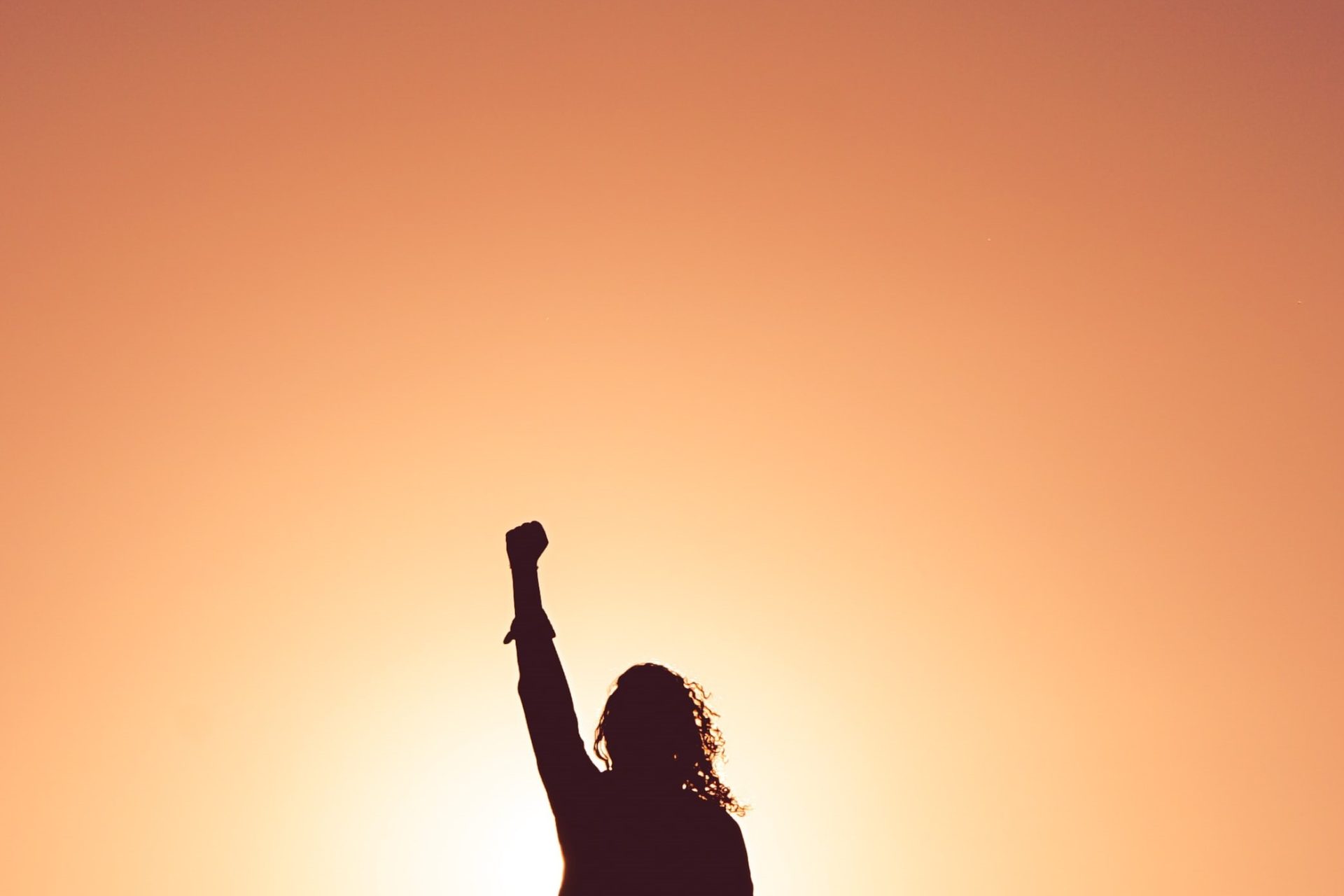miguel-bruna-TzVN0xQhWaQ-unsplash-min